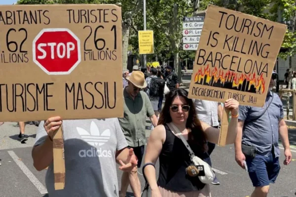 The protesters and residents pushing back on tourism in Barcelona